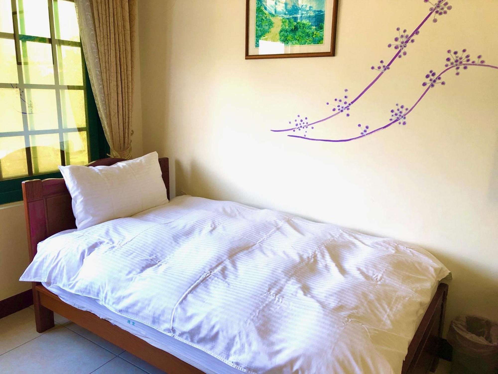 Green Window Homestay綠窗小築天安居民宿 Hualien City Luaran gambar