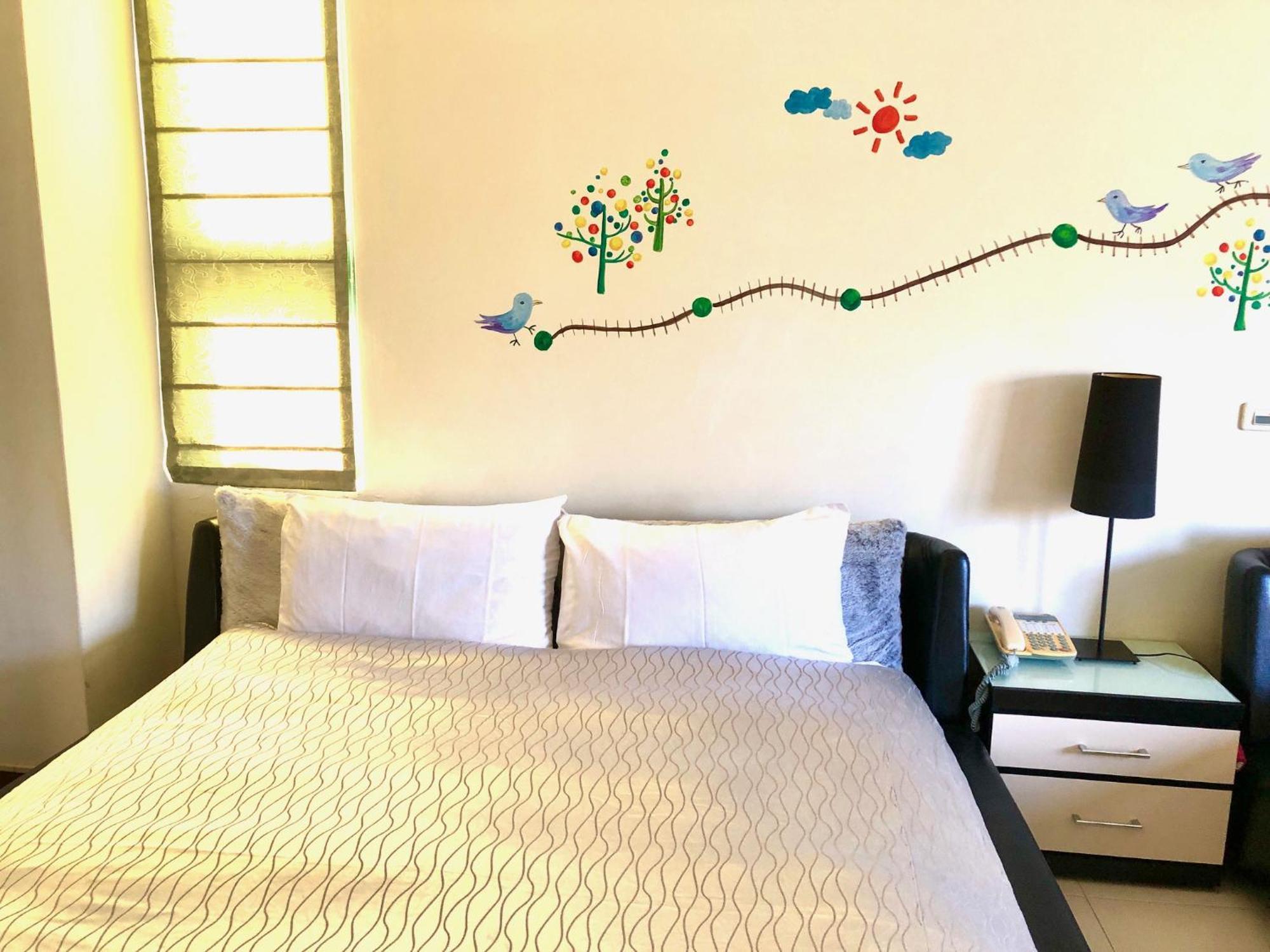 Green Window Homestay綠窗小築天安居民宿 Hualien City Luaran gambar